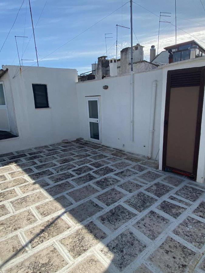 Un Cuore E Due Capanne Ceglie Messapica Exterior foto